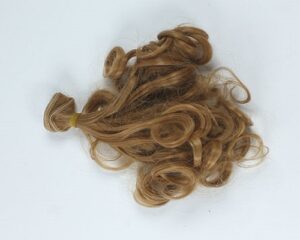 25 centimetri * 1m Colorful Parrucche Bambola Per Barbie Casa di Bambola  FAI DA TE Bambola Capelli Ricci Parrucche Ondulate Marrone Khaki colore Dei  Capelli Per Il 1/3 1/4 1/6 di bambola di BJD - AliExpress